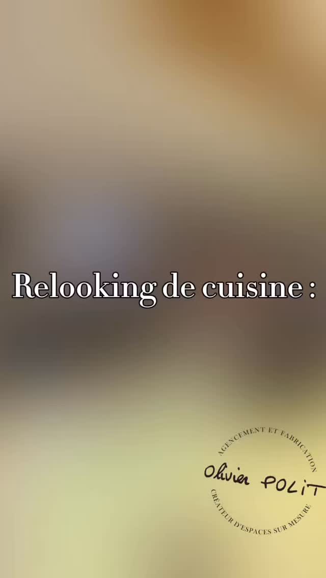 Relooking de cuisine, changement de façades noirs et blanches contre de belles façades en noyer, fabriquées sur mesure.

#cuisine #politagencement #menuiserie #façades